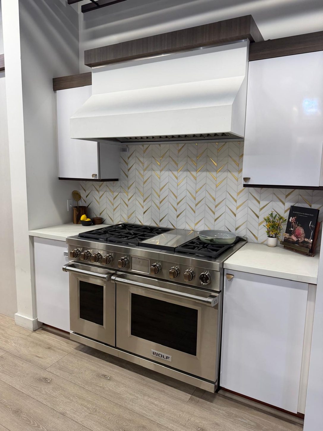 Wolf range and custom hood